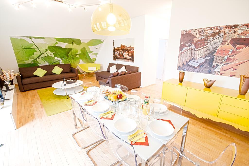 Wenceslas Square Lofts Прага Экстерьер фото